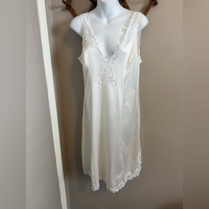 Vintage White Lace Midi Slip Dress | Bridal Coquette Aesthetic No Tag Size M